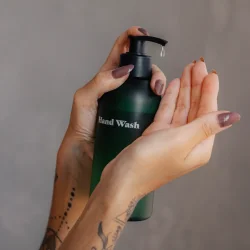 Hand Wash startpakke � b�redygtig, genp�fyldelig h�nds�be