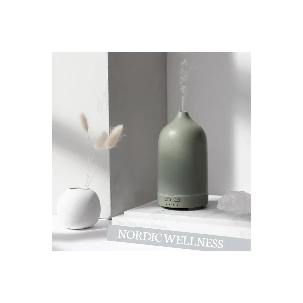 NORDIC WELLNESS - Keramisk aroma diffuser - Moss Green